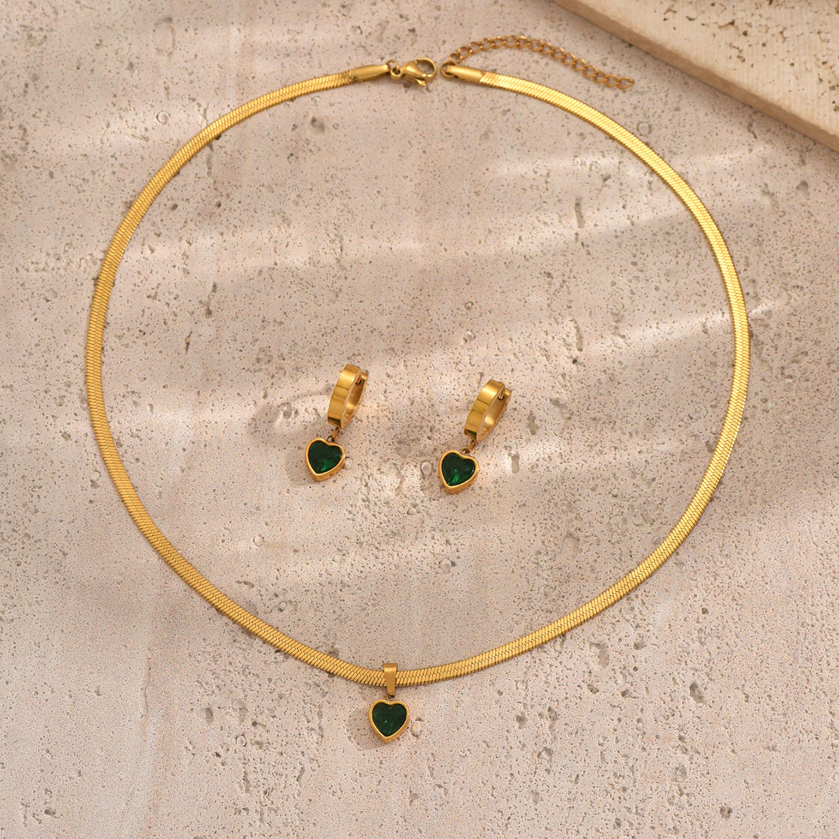 Elevé Luxe 18K Gold Plated Stainless Steel Green Heart Jewelry Set For Women