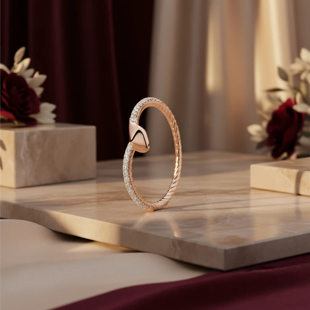 Elevé Luxe Elegant Heart Ring