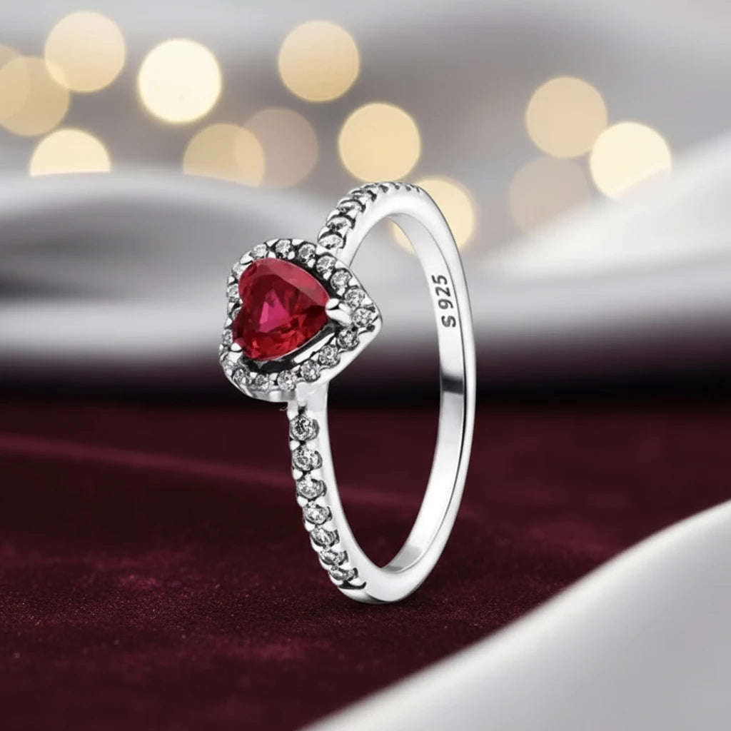 Elevé Luxe Elegant Heart Ring