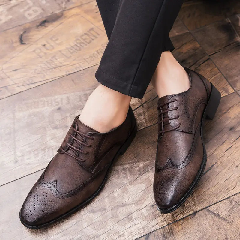 Elevé Pointed Toe Business Dress Shoes for Men